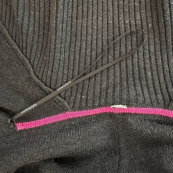 LULULEMON Size 6? Hooded Peace Of Mind Wrap Cardigan Sweater Heathered Black - Picture 14 of 14